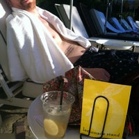 10/25/2012 tarihinde Stacy B.ziyaretçi tarafından Palm Springs Yacht Club'de çekilen fotoğraf