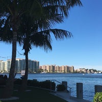 Photo taken at Waterstone Resort &amp;amp; Marina Boca Raton, Curio Collection by Hilton by AUSTIN on 2/17/2016