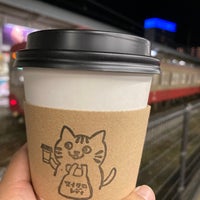 Das Foto wurde bei MICRO-LADY COFFEE STAND von きるしぇ am 9/20/2022 aufgenommen