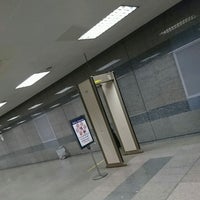 Photo taken at ブーブーゲート (Mrtチャトチャックパーク駅) by Noritney on 4/28/2017