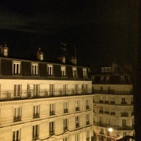Photo taken at Hôtel Moderne Saint Germain by Rodrigo P. on 9/18/2015