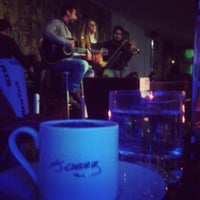 Das Foto wurde bei Bianca Cafe &amp;amp; Bar von Canan A. am 3/13/2013 aufgenommen