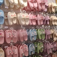 Photo taken at MINISO (メイソウ) by Roozu T. on 4/21/2024