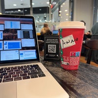 Photo taken at Starbucks by Hanna A. on 12/3/2022