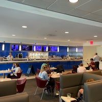 Photo taken at Delta Sky Club by ポルコ on 5/28/2022