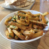 5/16/2018 tarihinde Tiffany H.ziyaretçi tarafından Sunnin Lebanese Cuisine'de çekilen fotoğraf