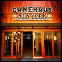 รูปภาพถ่ายที่ Gamehaus New York โดย Bun M. เมื่อ 9/24/2022