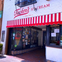 4/26/2021 tarihinde Bun M.ziyaretçi tarafından Tucker&amp;#39;s Ice Cream'de çekilen fotoğraf