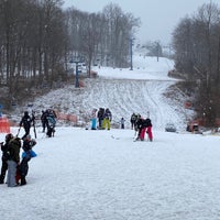 Photo taken at Shawnee Mountain Ski Area by Georgiana M. on 1/31/2021