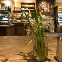 Photo taken at Le Pain Quotidien by Georgiana M. on 4/28/2019