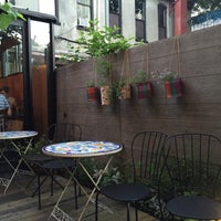 8/1/2015 tarihinde Georgiana M.ziyaretçi tarafından Hill Cafe'de çekilen fotoğraf