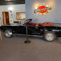 Das Foto wurde bei Northeast Classic Car Museum von Georgiana M. am 7/26/2020 aufgenommen