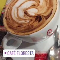 Foto diambil di Café Floresta de Itajubá oleh Antonio Vaz pada 8/21/2018