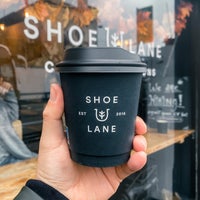 Снимок сделан в Shoe Lane Coffee пользователем Evan C. 1/1/2023