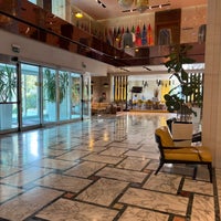 Foto scattata a Tirana International Hotel &amp;amp; Conference Centre da A.Aziiz ✈. il 9/15/2022
