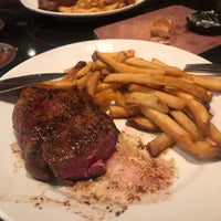 Photo taken at LongHorn Steakhouse by Semih P. on 11/10/2019