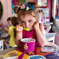 Photo taken at Menchie&amp;#39;s by Dave W. on 9/30/2018