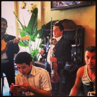 Foto scattata a Taco Rosa Mexico City Cuisine - Newport Beach da Vincent M. il 7/7/2013