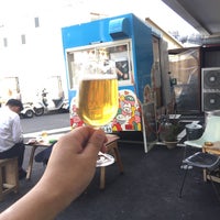 Photo taken at Mikkeller TOKYO ミッケラー 東京 by Takehiro I. on 5/7/2016