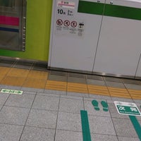 Photo taken at Keio Platforms 1-2 by rabbitboy on 2/10/2021