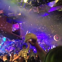 Foto scattata a SET Nightclub da АЛЕНА К. il 2/8/2016