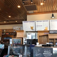Photo taken at The Coffee Bean &amp;amp; Tea Leaf by АЛЕНА К. on 9/11/2018