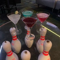 Foto tomada en Blackhawk Bowl / Martini Lounge  por Louise G. el 12/23/2019