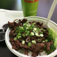 Photo taken at Flame Broiler by Isaarr79 on 11/12/2016