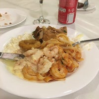Photo taken at Restaurante La Gôndola by Juliano S. on 5/7/2017