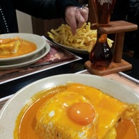 Photo prise au Taberna Belga par Nuno M. le2/27/2013