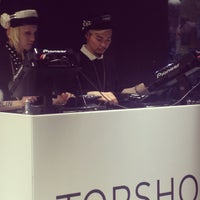 Photo taken at TOPSHOP / TOPMAN ミラザ新宿店 by oku_10 on 2/2/2013