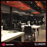 10/3/2016 tarihinde El Lingote Restauranteziyaretçi tarafından El Lingote Restaurante'de çekilen fotoğraf
