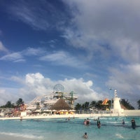 Das Foto wurde bei Wet &amp;#39;n Wild von Fariba N. am 1/3/2016 aufgenommen