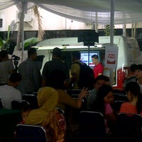 Photo taken at Fakultas Kedokteran Gigi Universitas Indonesia by Ditha A. on 9/24/2012