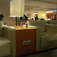 Photo taken at Garuda Indonesia Executive Lounge by Indra M. on 2/19/2017