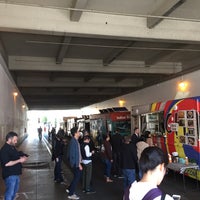 Photo taken at Off the Grid: 5M @ Fifth and Minna by Brian M. on 5/17/2017