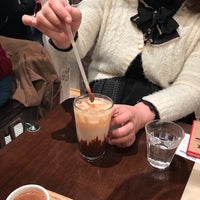 Photo taken at 100％ChocolateCafe. 京橋本店 by yuka r. on 12/13/2017