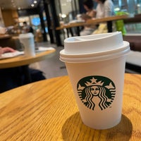 Photo taken at Starbucks by そんちょー on 9/13/2023