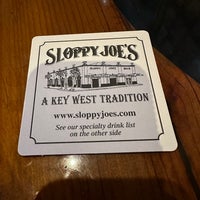 รูปภาพถ่ายที่ Sloppy Joe&amp;#39;s Bar โดย Tom Z. เมื่อ 4/18/2023