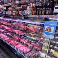 Foto scattata a Paisanos Butcher Shop da Kirk L. il 12/17/2022