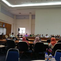 Bangunan Gunasama Persekutuan Batu Pahat Government Building In Batu Pahat
