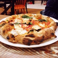 4/4/2014에 Alex R.님이 Pastoral - Artisan Pizza + Kitchen and Bar에서 찍은 사진