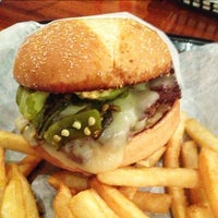 2/20/2013에 Joy M.님이 Killer Burger에서 찍은 사진