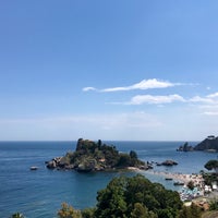 Photo taken at Panoramic Hotel Taormina by Ayşegül G. on 6/4/2019