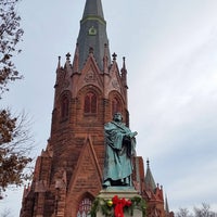 Photo taken at Luther Place Memorial Church by Chelsey on 12/13/2015