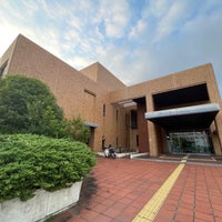 Photo taken at 鈴鹿市立図書館 by Masaya T. on 8/16/2023