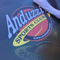 Foto diambil di Anduzzis Sports Club Howard oleh Steven F. pada 6/26/2016