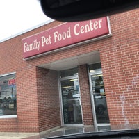 Photo taken at Family Pet Food Center by Steven F. on 6/7/2016