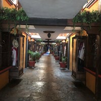 Das Foto wurde bei Hotel Misión Colonial San Cristóbal von Roctav A. am 11/2/2017 aufgenommen