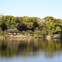 Photo taken at Hamarikyu Gardens by Pack on 4/7/2024